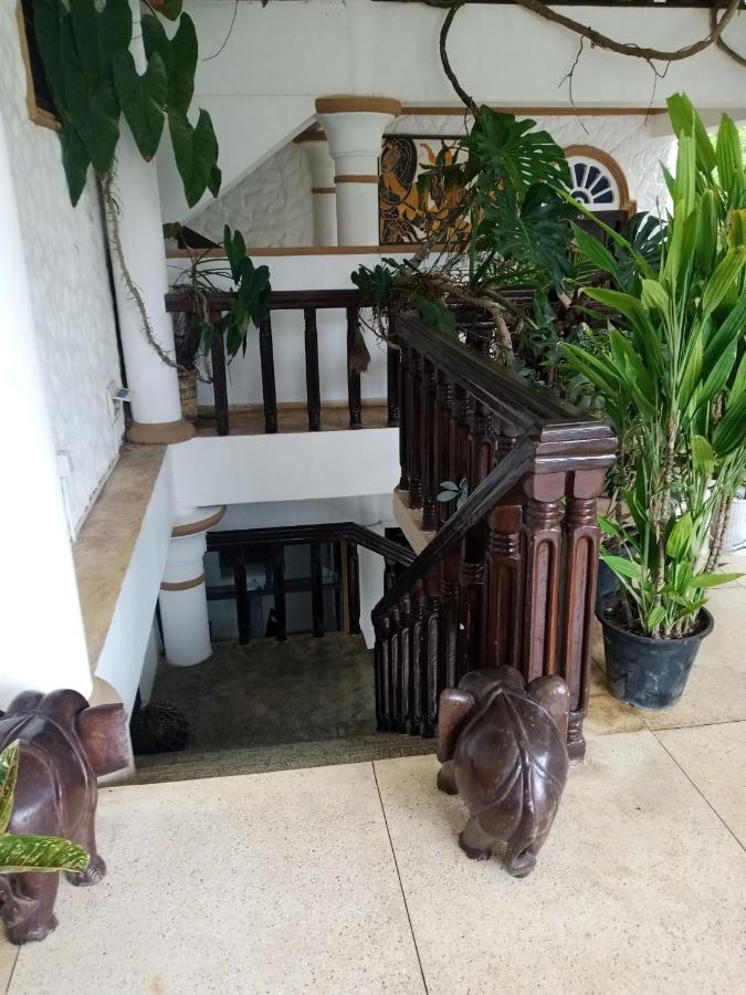Manidi Villa Unawatuna Exterior photo