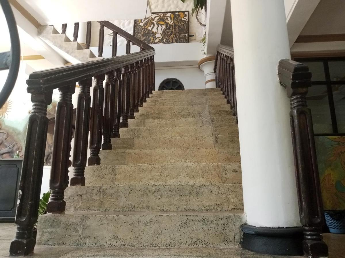 Manidi Villa Unawatuna Exterior photo